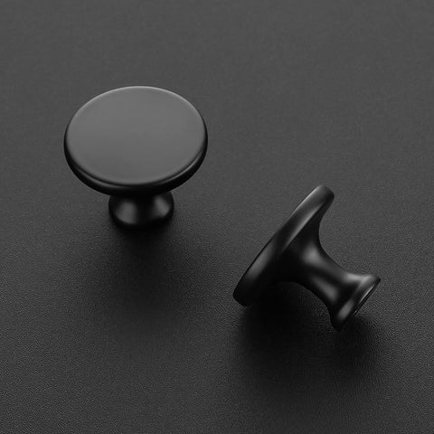 Ravinte solid zinc knob detail highlighting durable construction