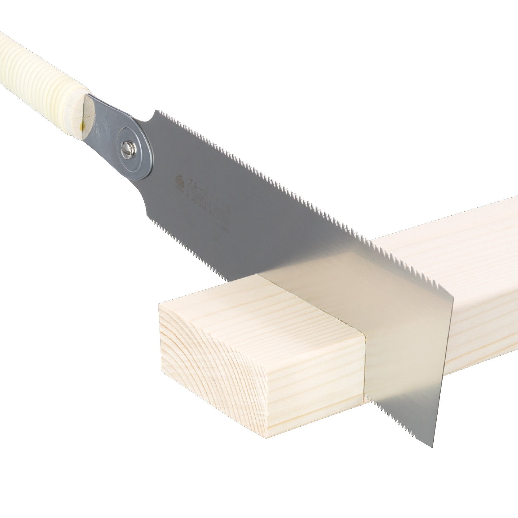 Razorsaw Gyokucho Ryoba 8 TPI rip teeth for efficient material removal.