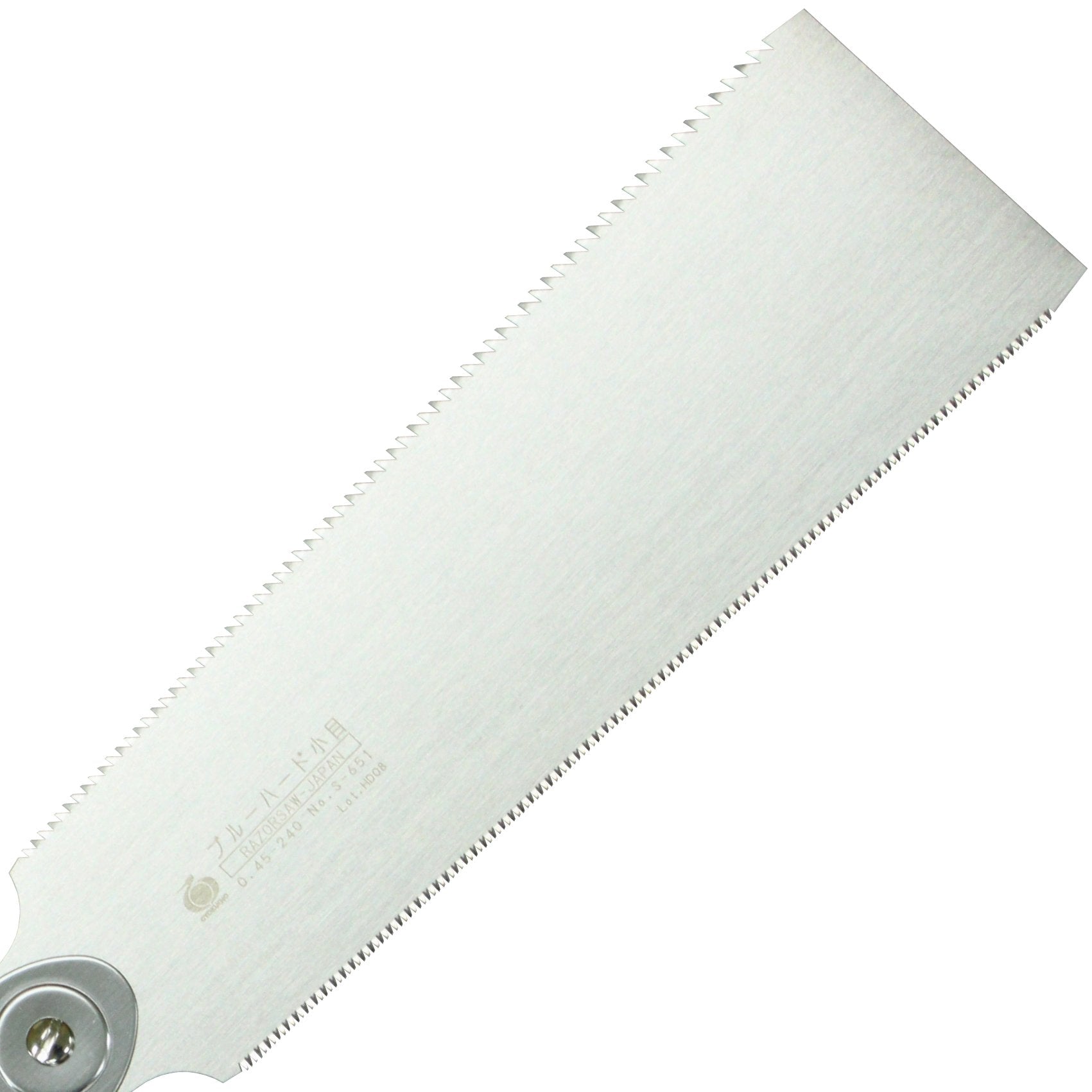 Razorsaw Gyokucho Ryoba wooden handle with rattan wrap for comfortable grip.