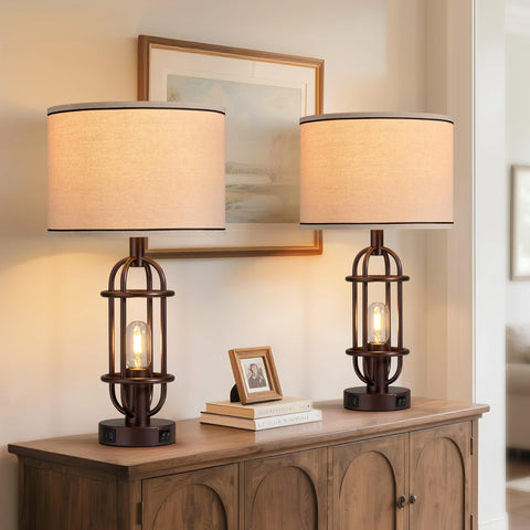 Reaketon USB ports enable convenient charging near nightstands.