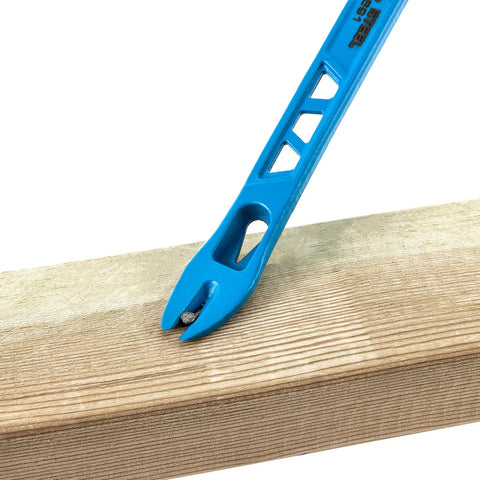 Real Steel 10-inch nail puller magnetic nail holder in use for convenient pickup.