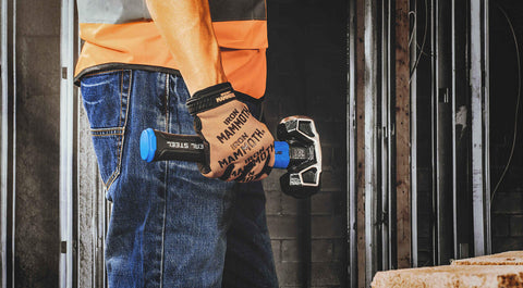 REAL STEEL Sledge Hammer brand logo detail highlights craftsmanship.