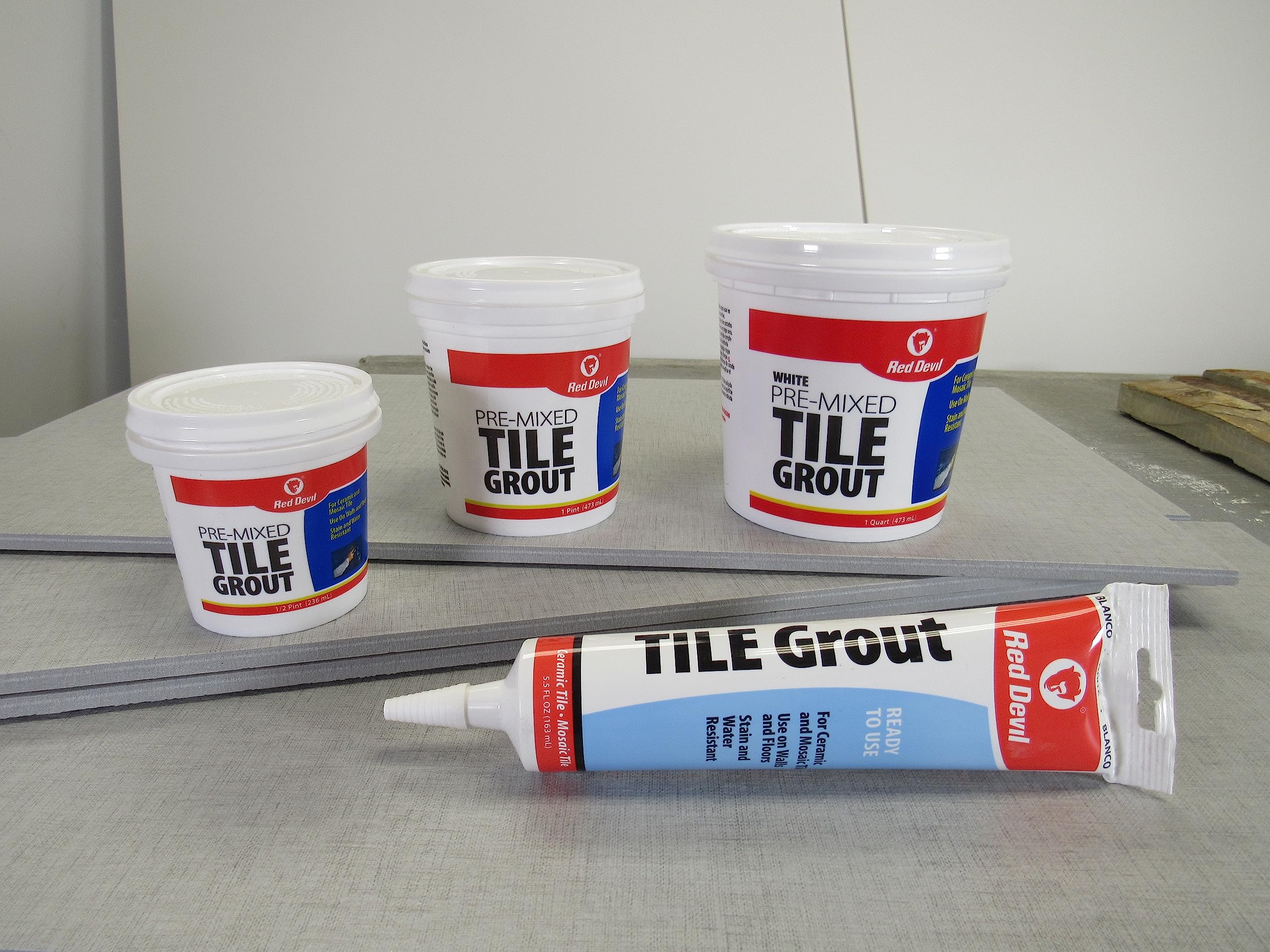 Application on wall and floor with Red Devil 0428 tile grout