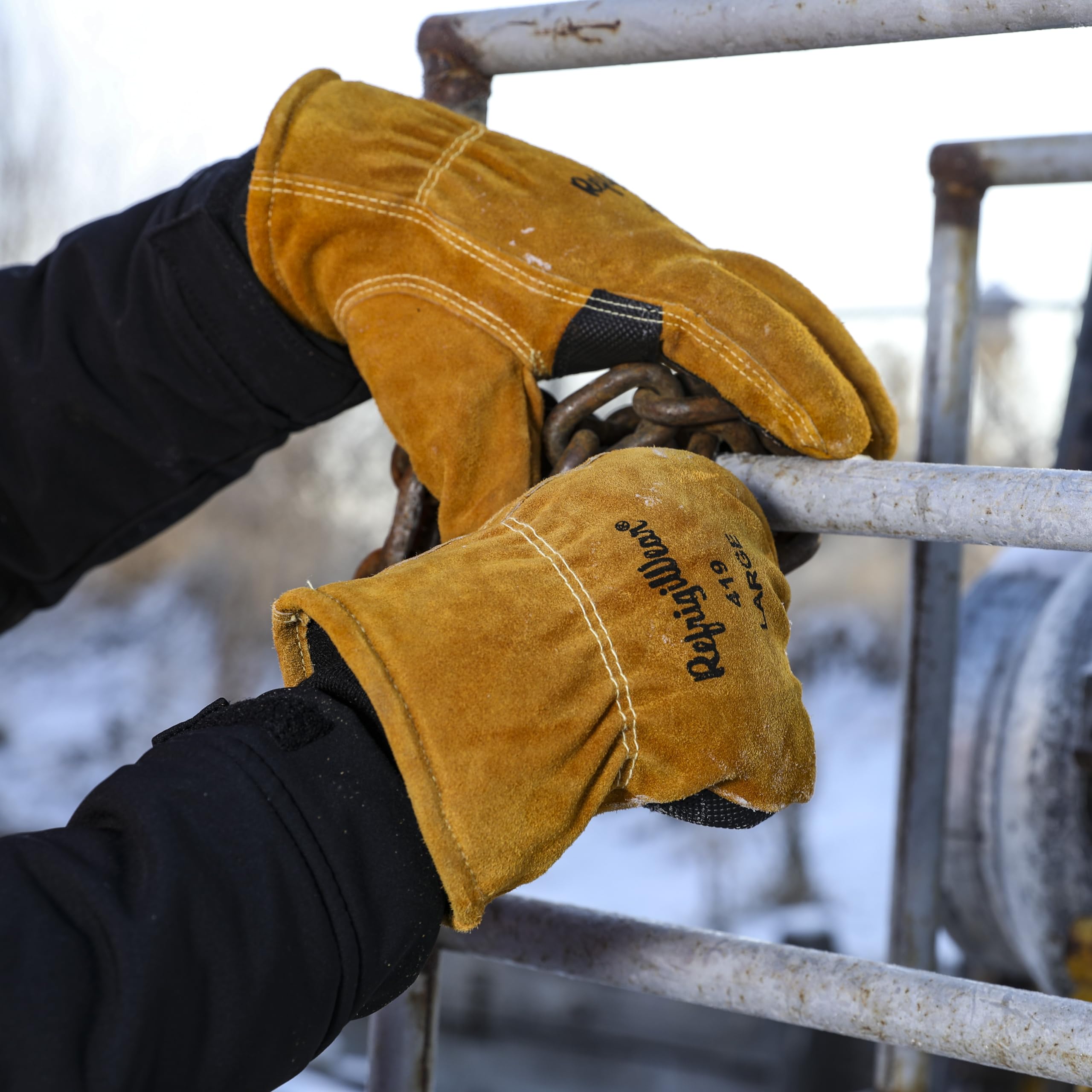 RefrigiWear palm with abrasion pads for rugged durability during tough jobs.