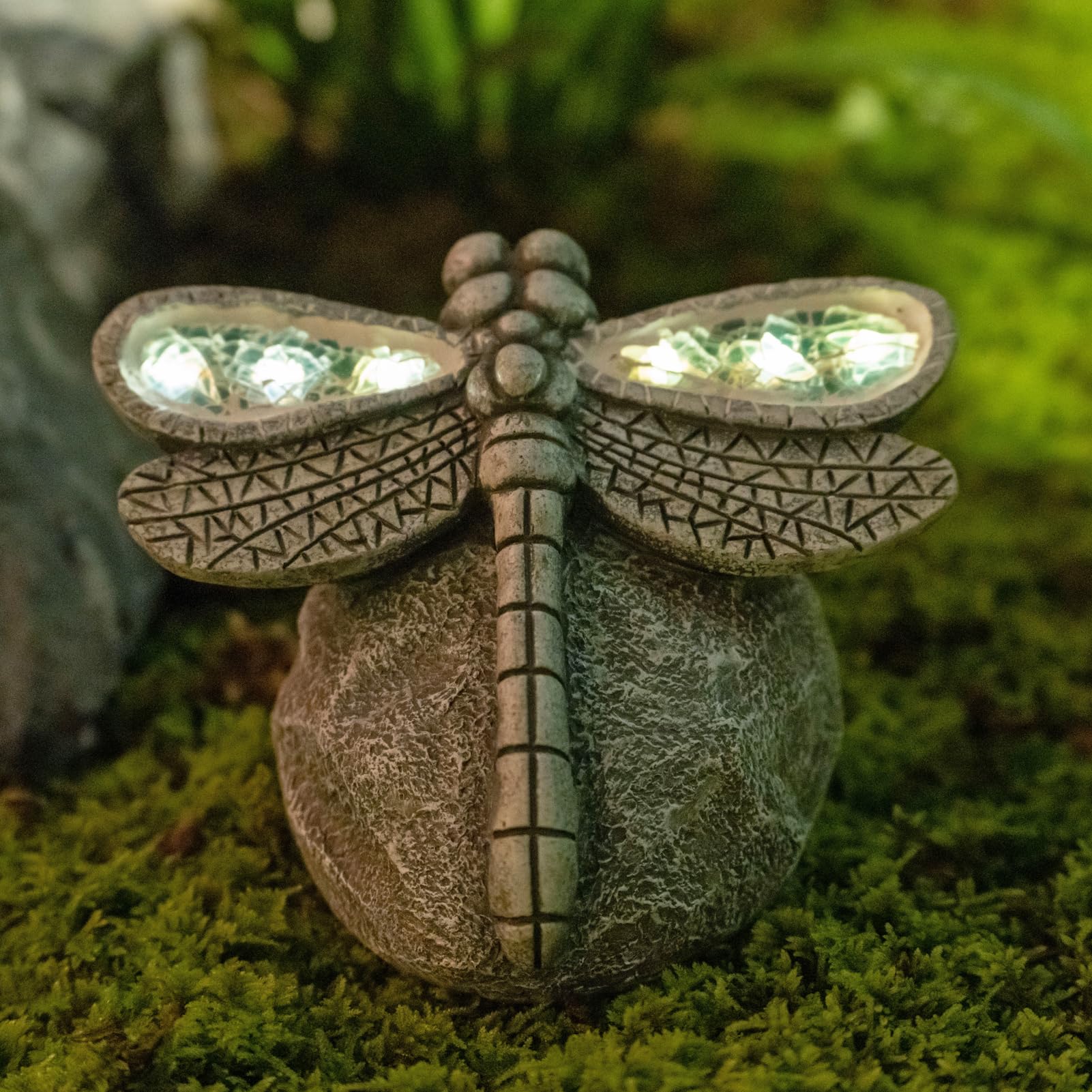 Rezpuao garden dragonfly statue with solar light enhances daytime and night-time curb appeal.
