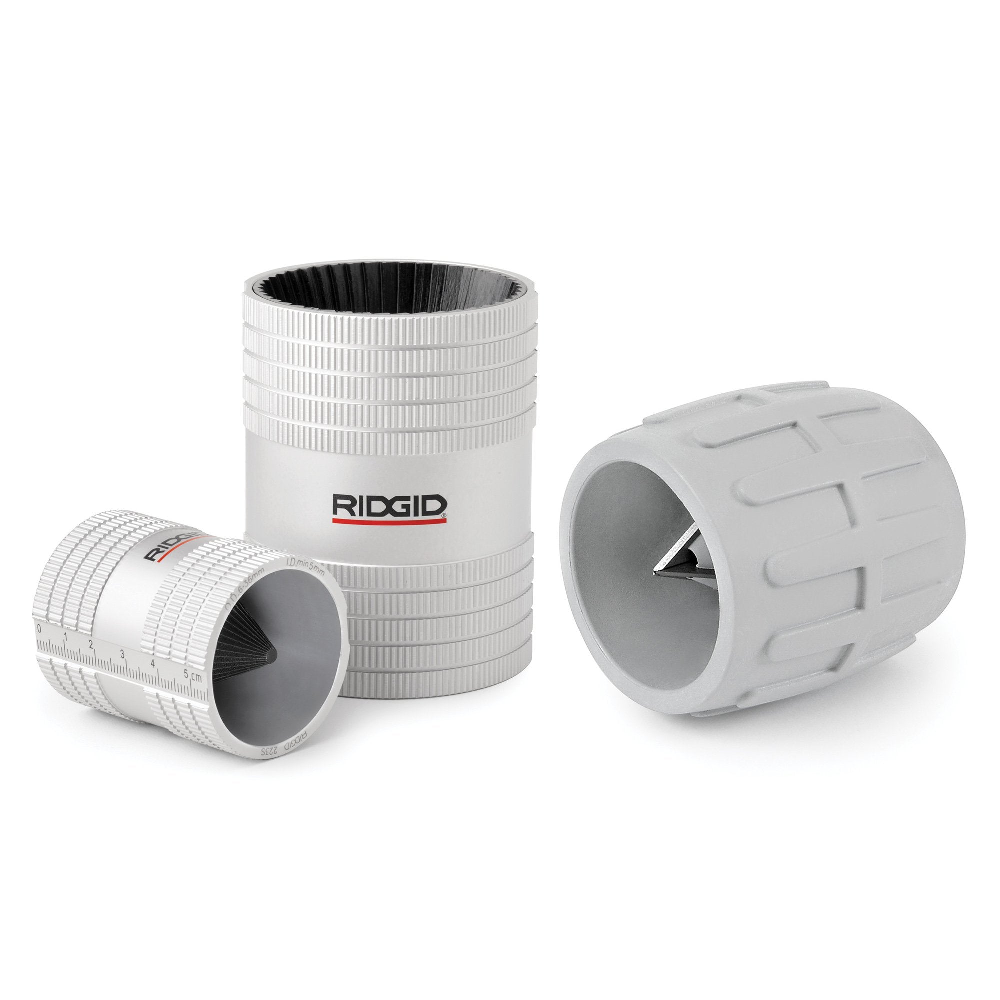 Interior cone with 46 edges provides precise deburring on copper and stainless steel tubes.