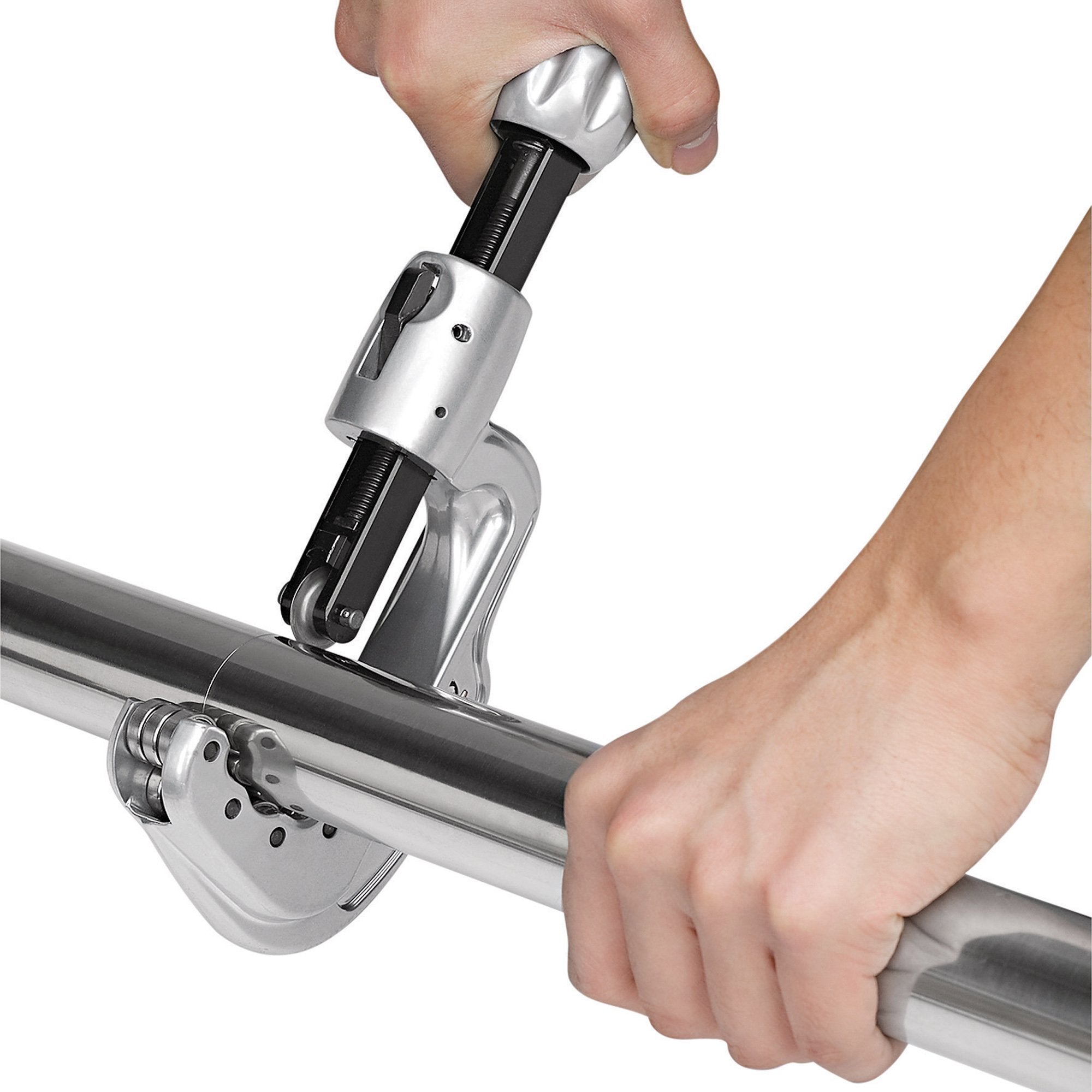 RIDGID 31803 stainless steel cutter wheel bearing reduces drag for cleaner cuts.