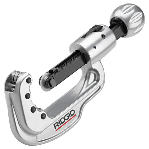 RIDGID 31803 X-CEL knob provides ergonomic grip for quick tubing cuts.