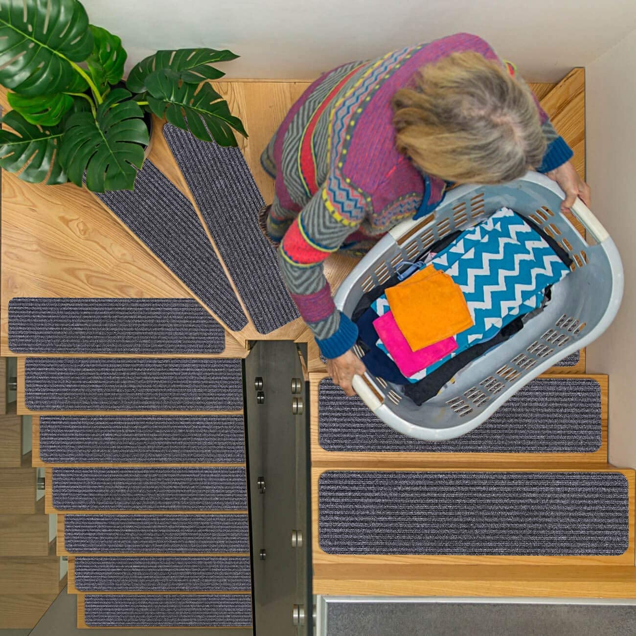 RIOLAND dog and kid friendly stair treads reduce slips.