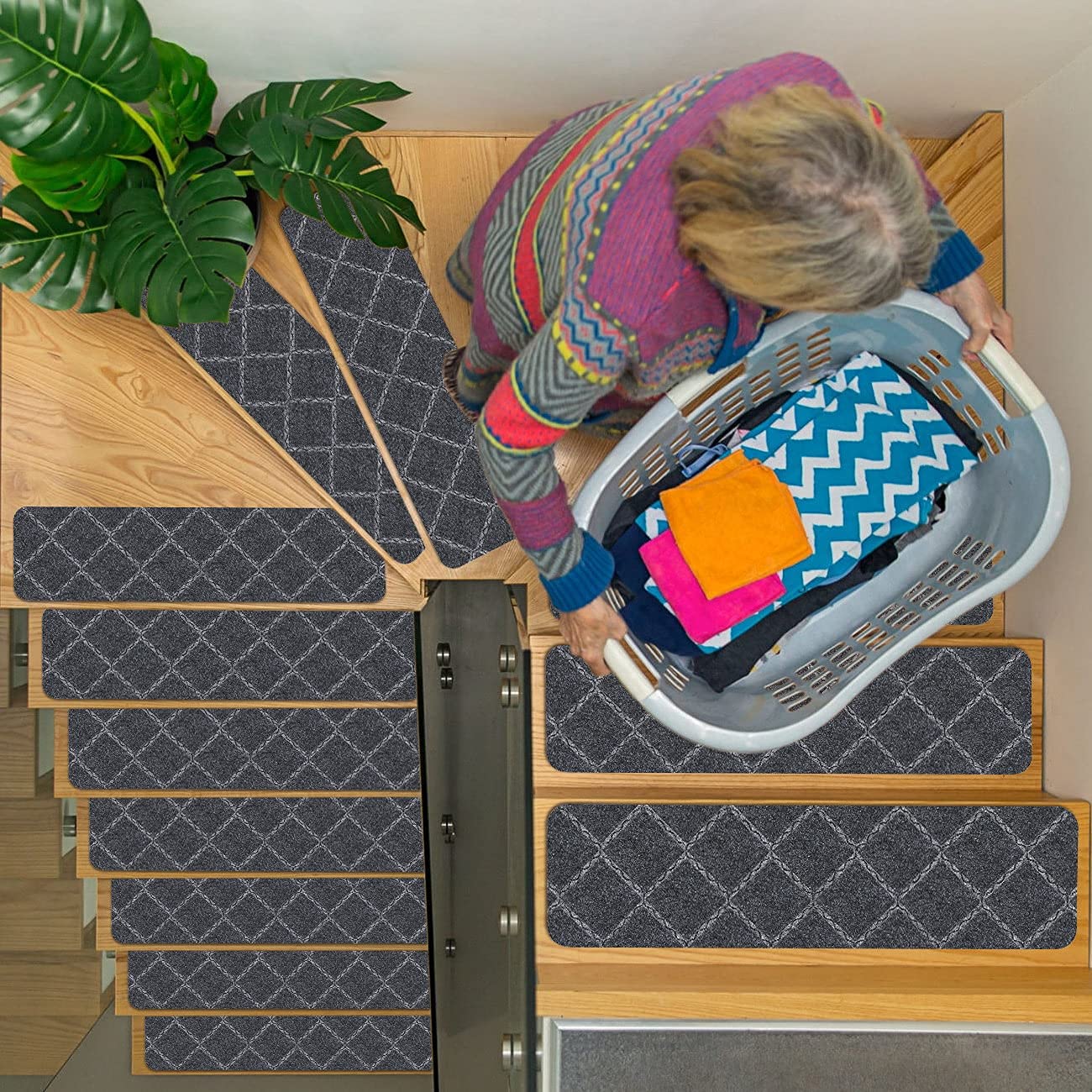 RIOLAND stair treads pair well with kids and pets for safer daily use.