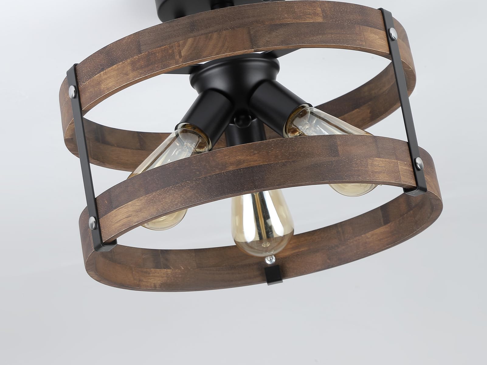 RKUCSR easy-install ceiling light simplifies mounting in any entry.