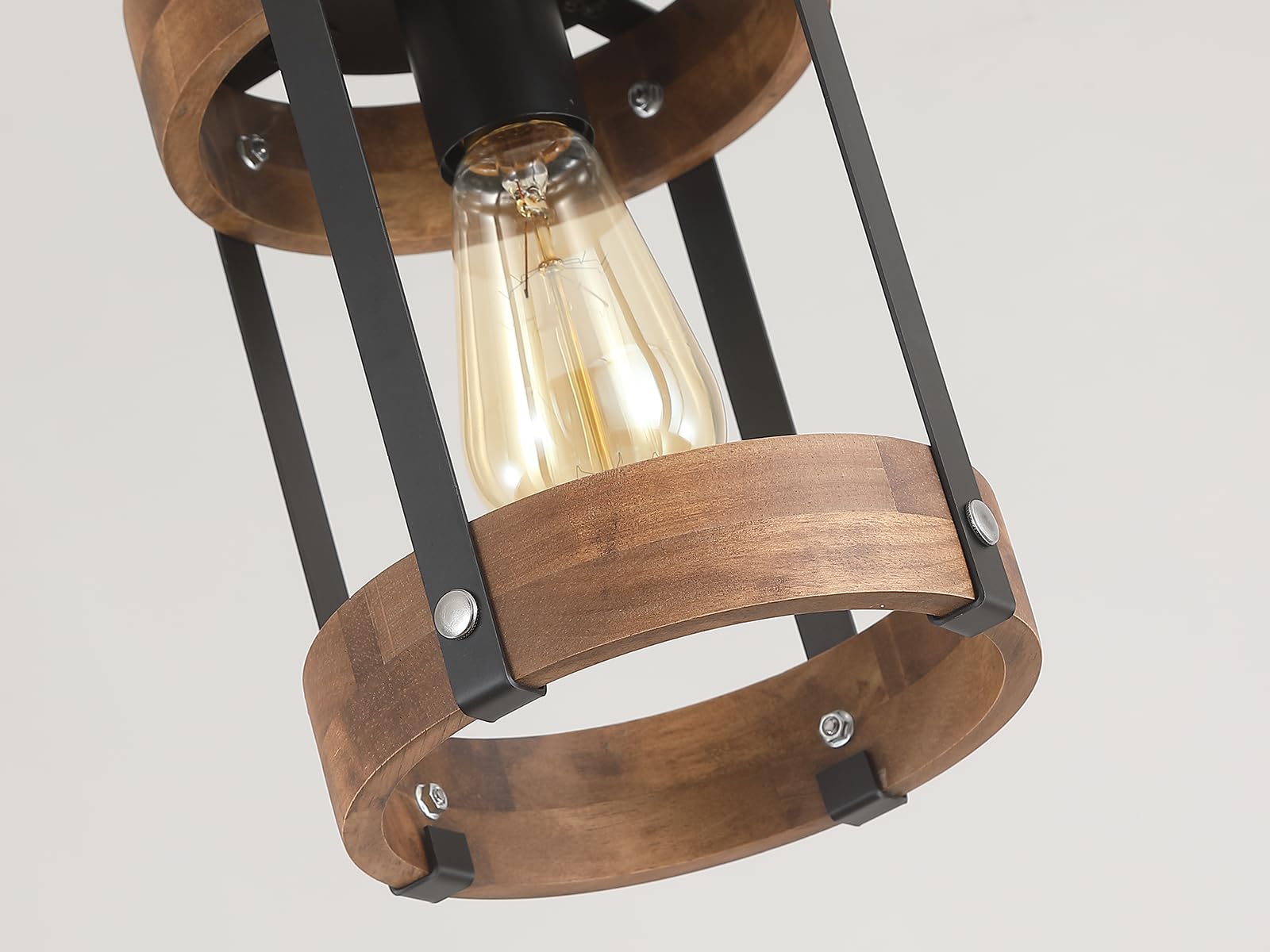 RKUCSR wood and metal pendant suitable for dining rooms.