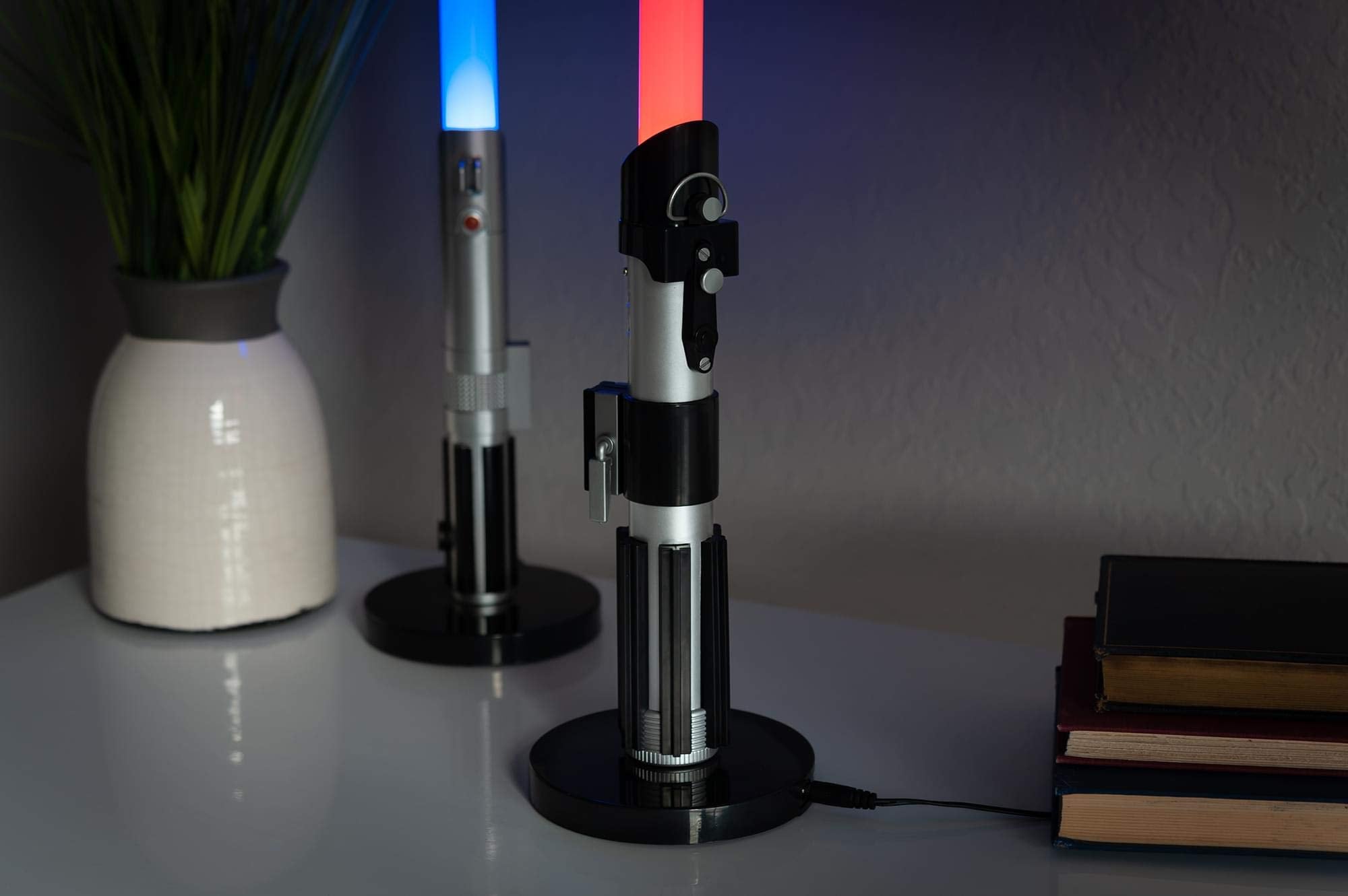 Robe Factory Darth Vader LED lamp quick assembly for fast setup