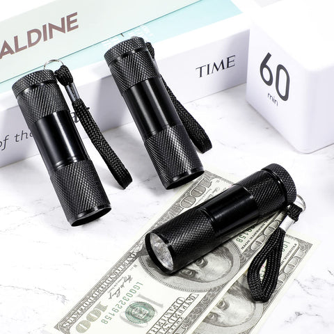 ROCEEI 10-piece UV flashlight set is ideal for travel and home.