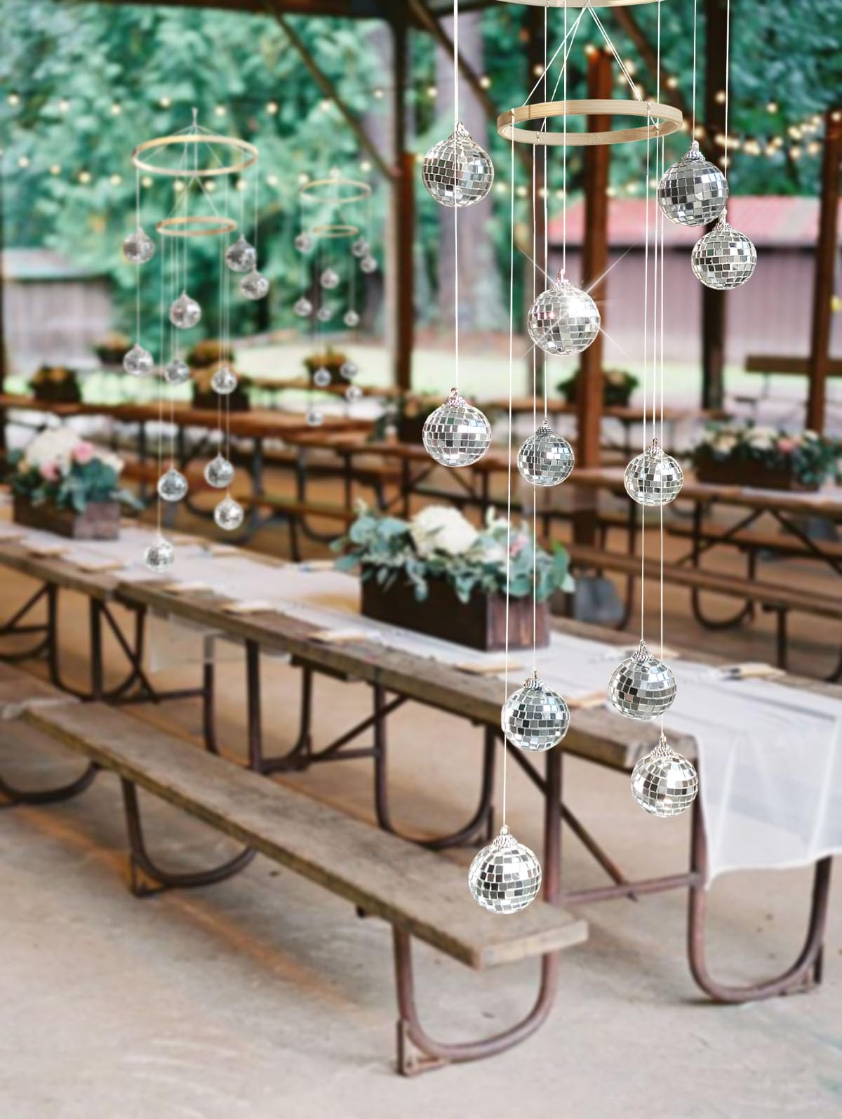 Rodudu eco-friendly materials blend with greenery for outdoor beauty.