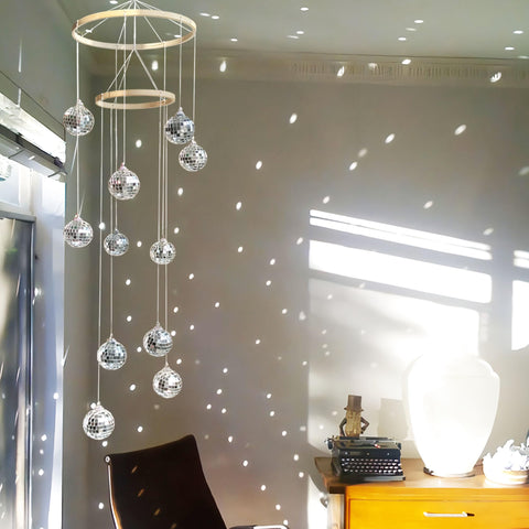 Garden party lighting with Rodudu disco ball creates sparkling ambience.