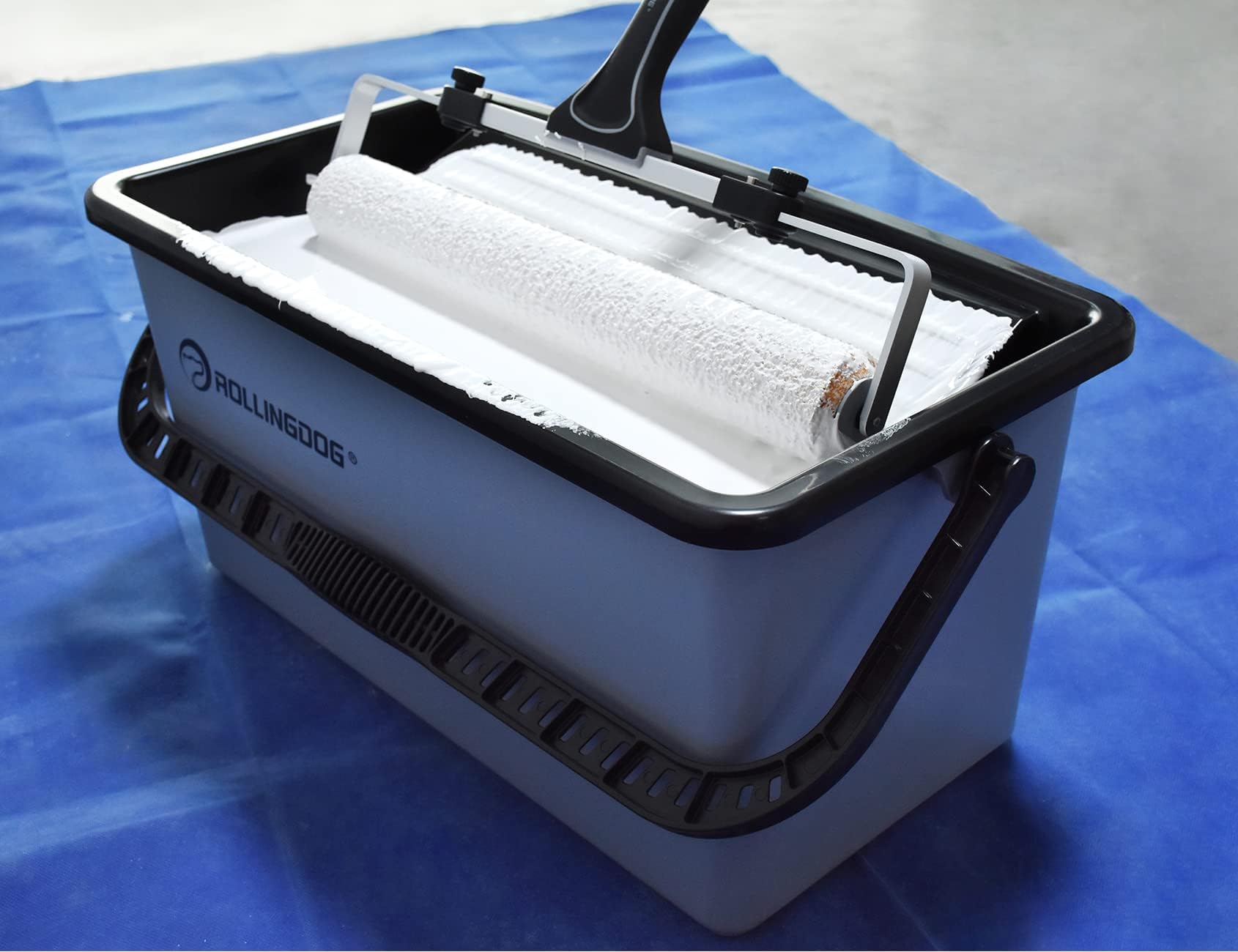 ROLLINGDOG balanced roller application for smooth, even finishes.