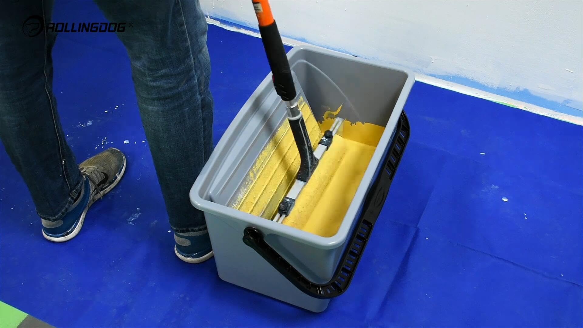 ROLLINGDOG durable plastic bucket designed to withstand rugged painting tasks.