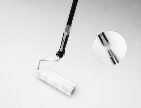 ROLLINGDOG ergonomic roller frame offers comfortable grip and extended reach