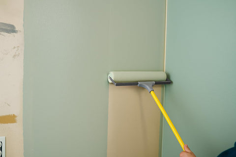 ROLLINGDOG 18-Inch roller covers deliver smooth, lint-free results on drywall finishes.