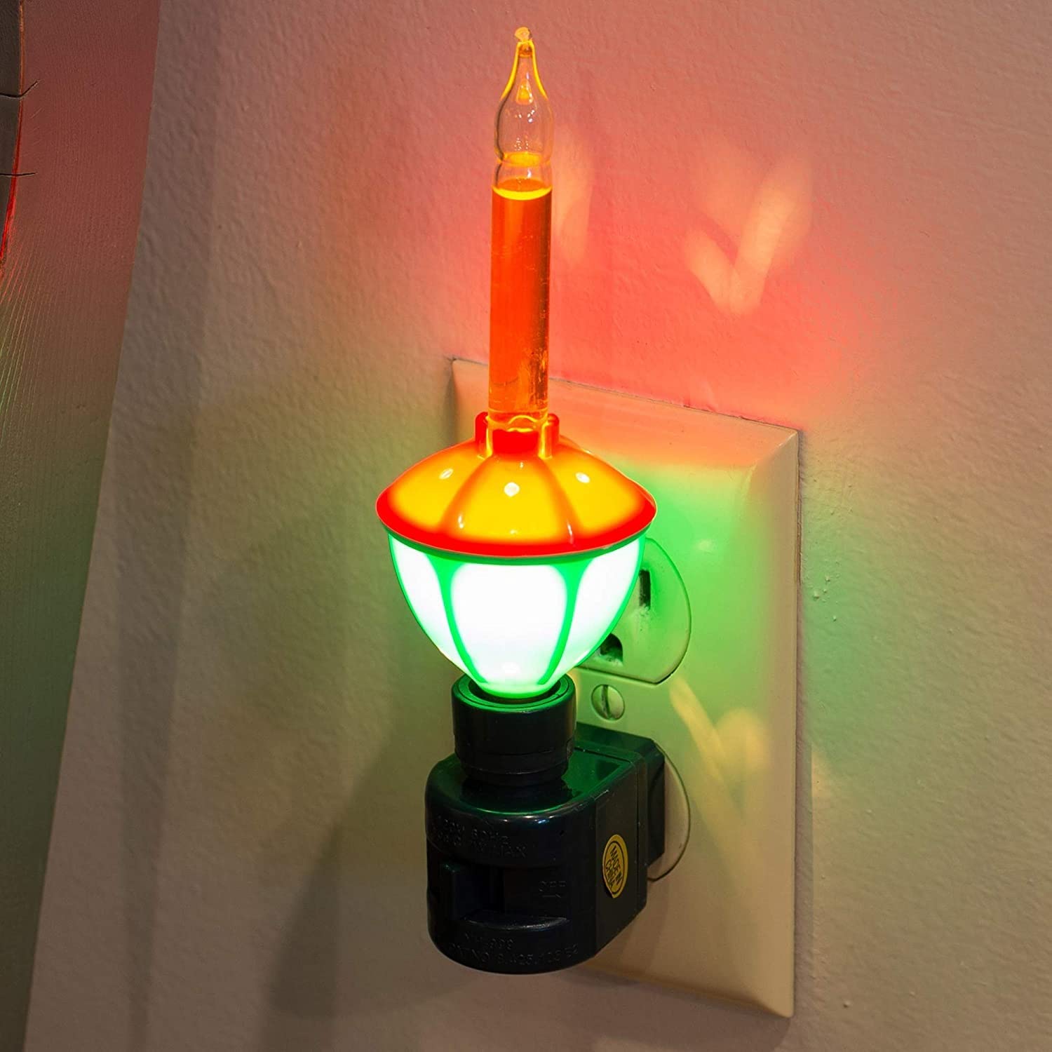Roman C7 festive bubble light glows in bright Christmas hues for living spaces.