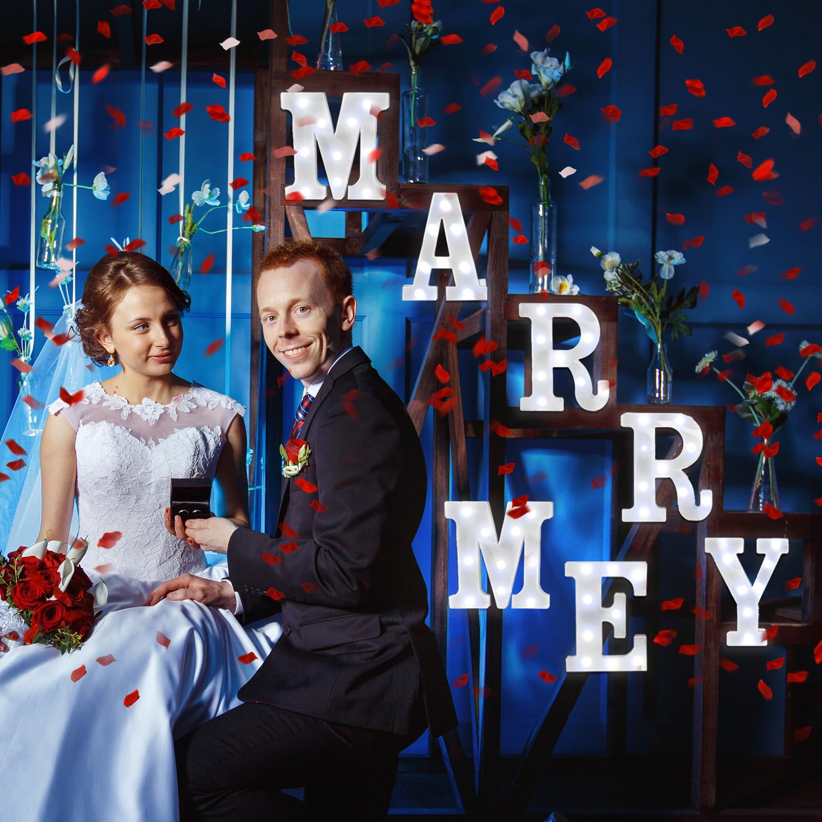 Roowest wedding anniversary decor set helps celebrate memorable milestones