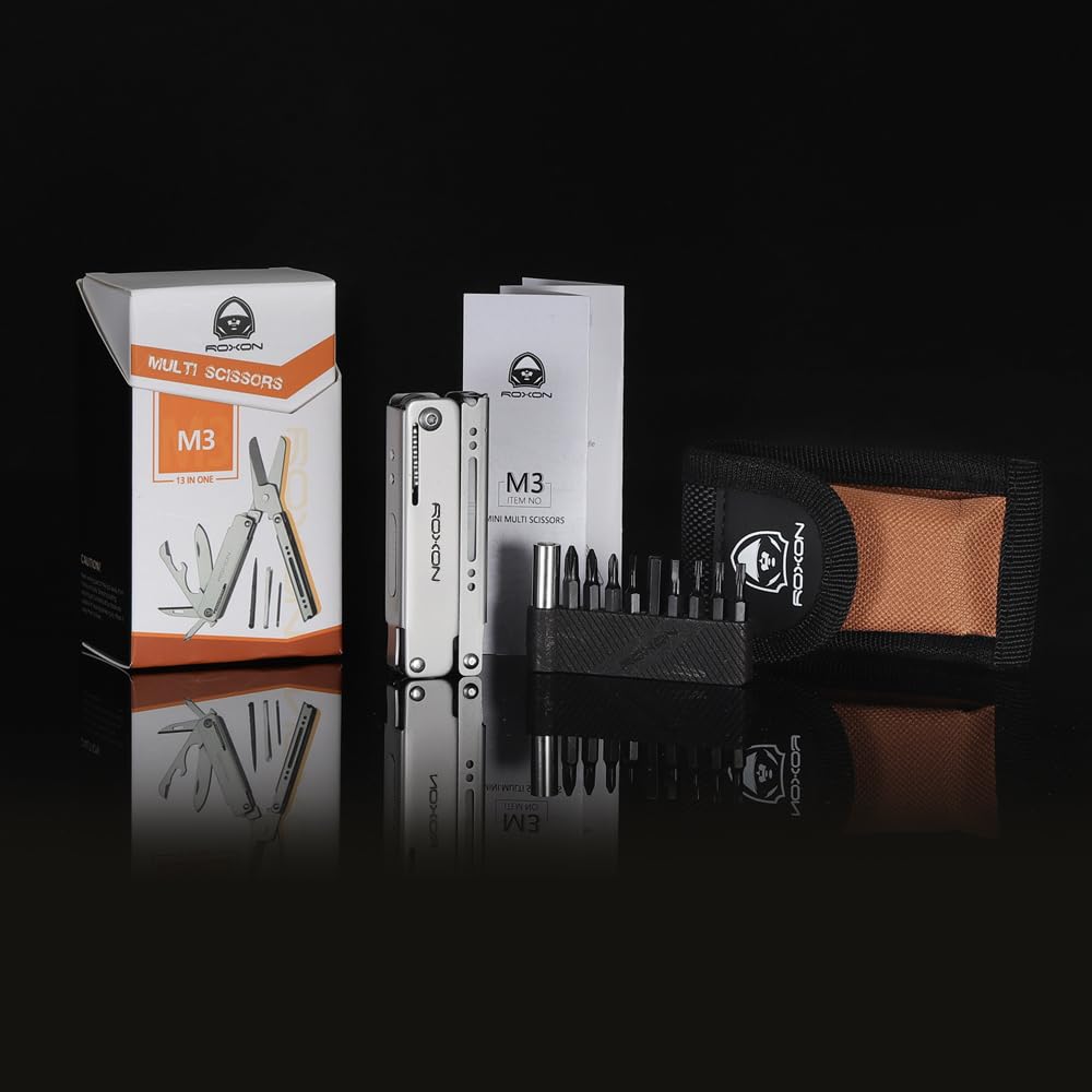 Roxon M3 ultra-lightweight pocket design fits any pocket