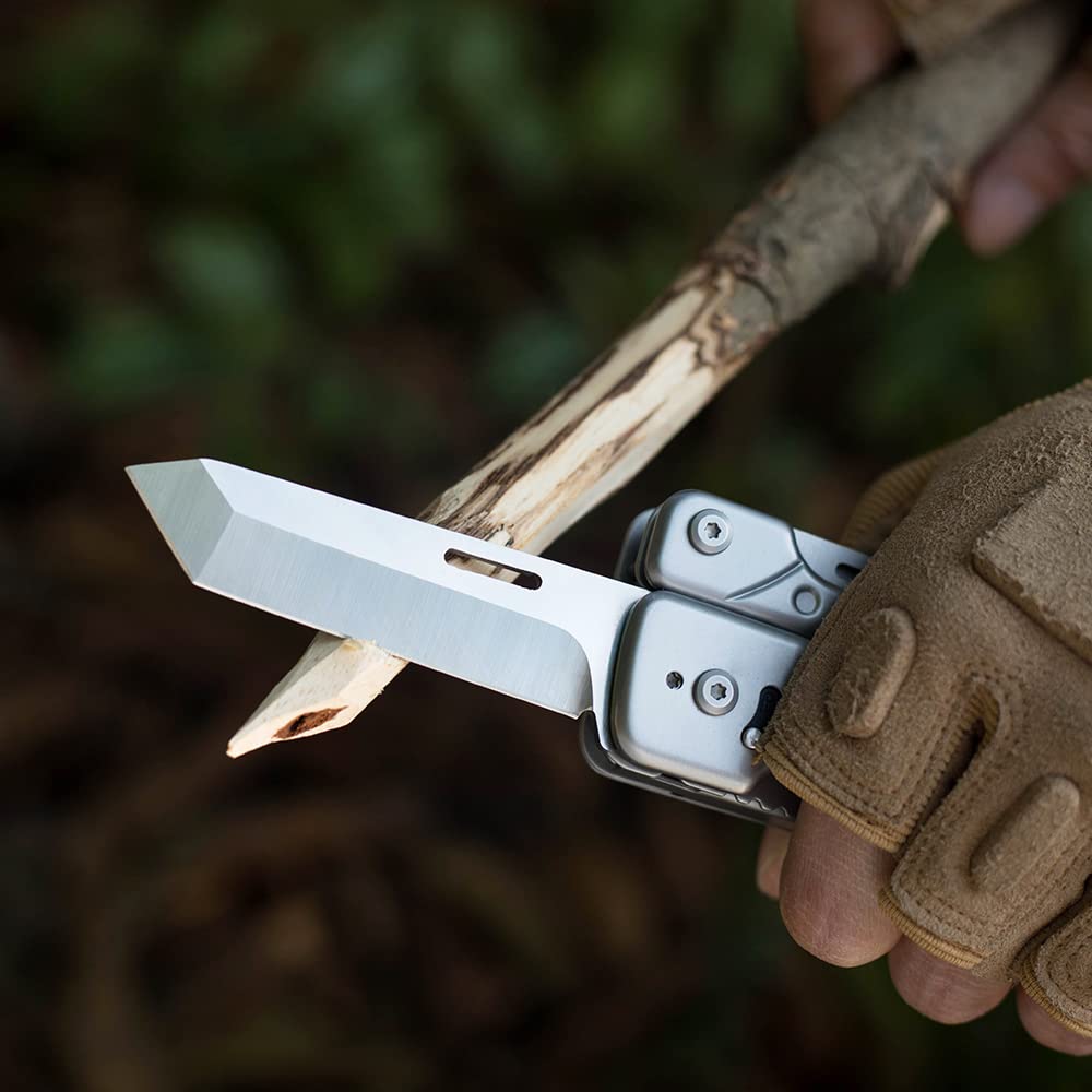 ROXON S802 belt clip keeps the tool accessible outdoors