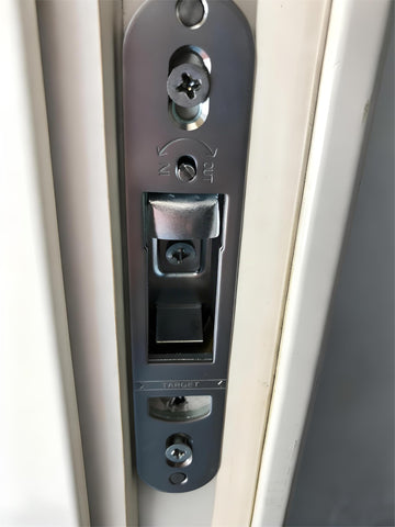 Ruigrit assembled patio door security kit illustrates ready-to-install replacement part.
