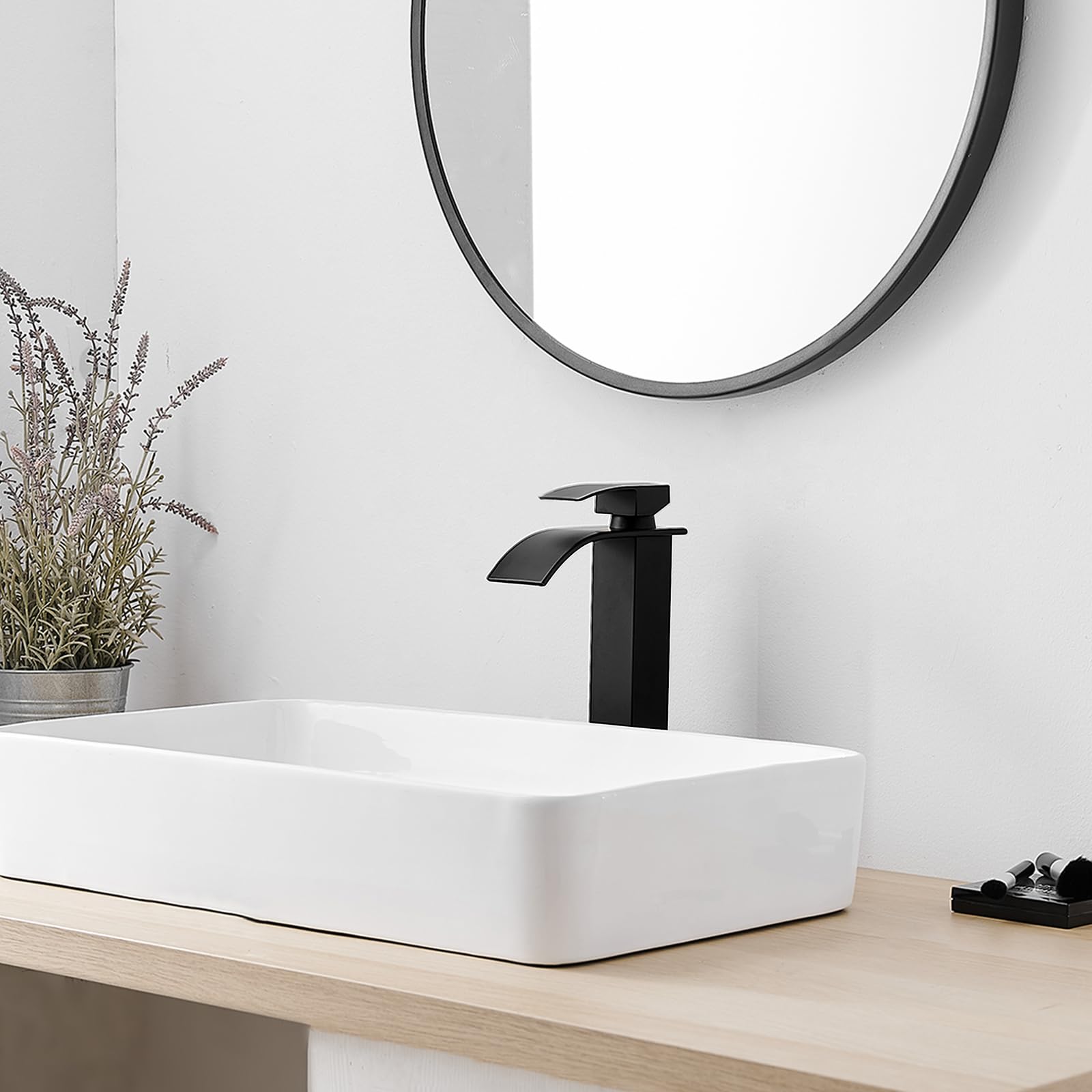RUMOSE stainless steel bathroom faucet close-up showing durability