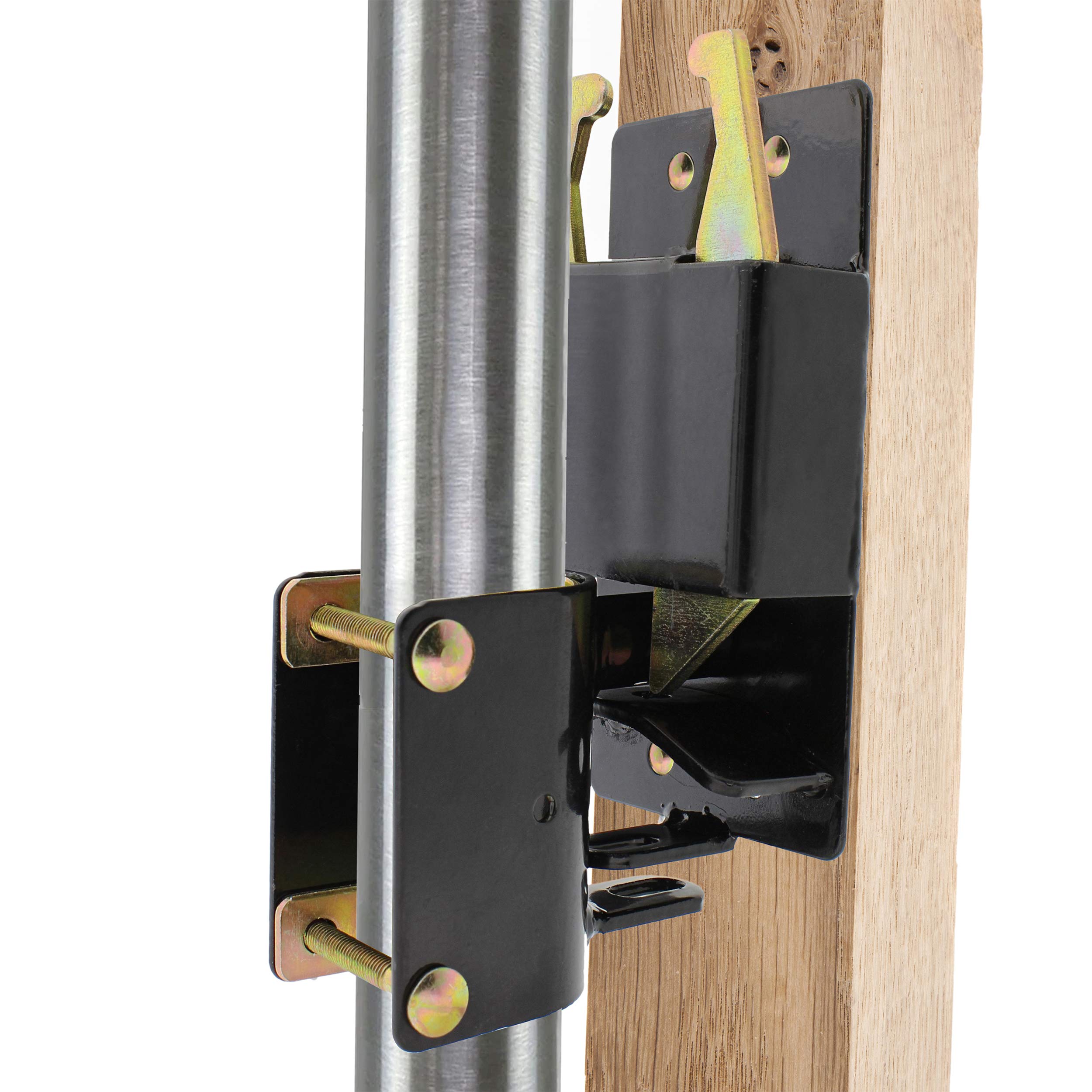 Rural365 one-handed operation latch simplifies gate control during chores.