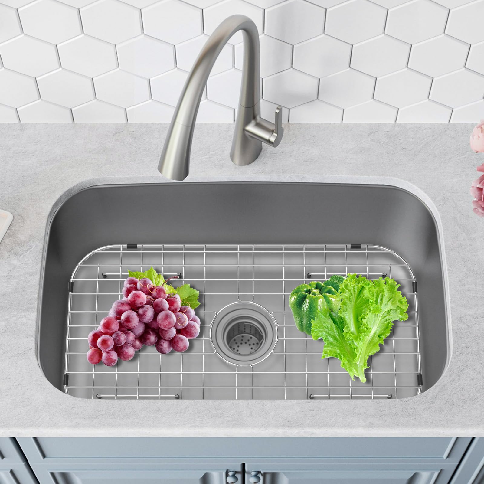 Rurayati sink grid installed look that adds protection while keeping aesthetics