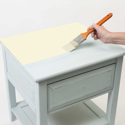 Rust-Oleum Chalked Ultra-Matte finish close-up shows velvety texture