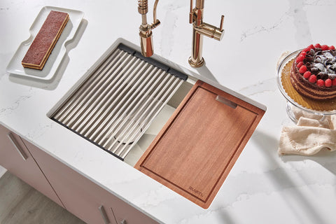 Left-right offset drain flexibility with extra under-cabinet space