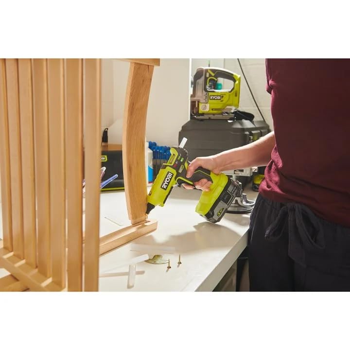 RYOBI ONE+ 18V glue gun LED indicators show heat and ready status.