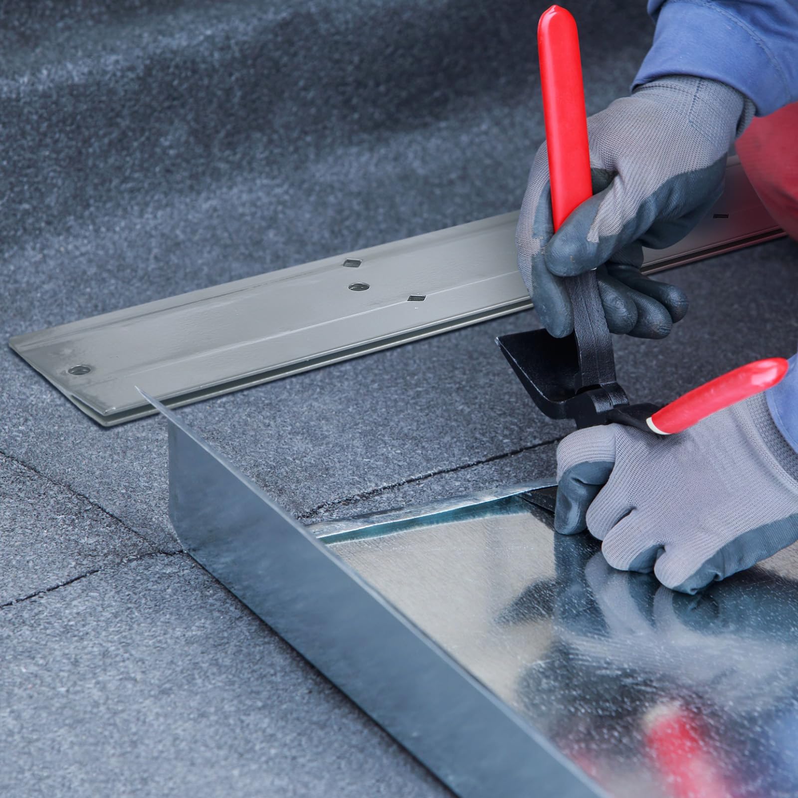 Sadnyy portable metal bending tool in carry bag for field use.
