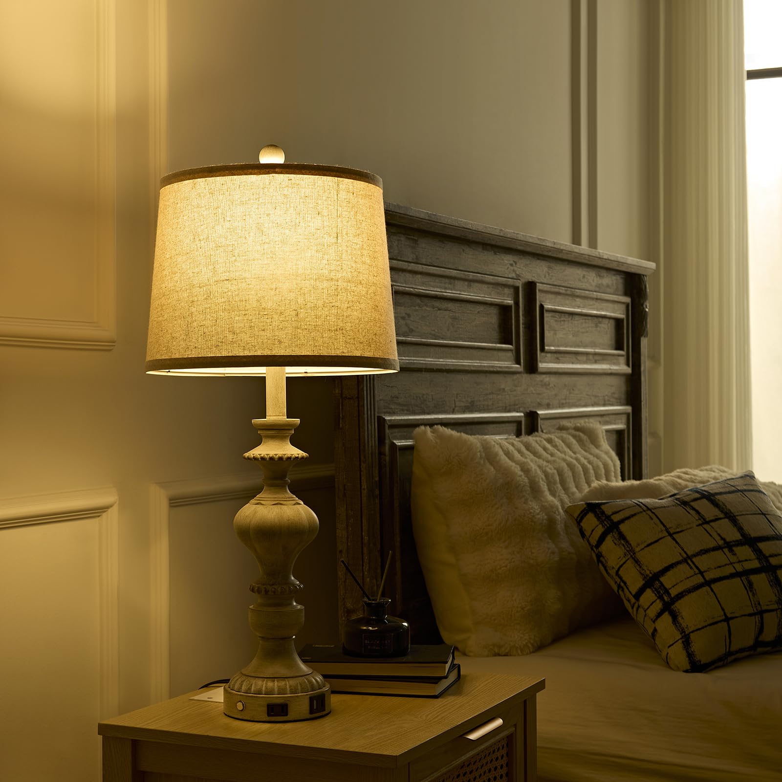SAIWEYA bedside lamps ideal for nightstands and desks