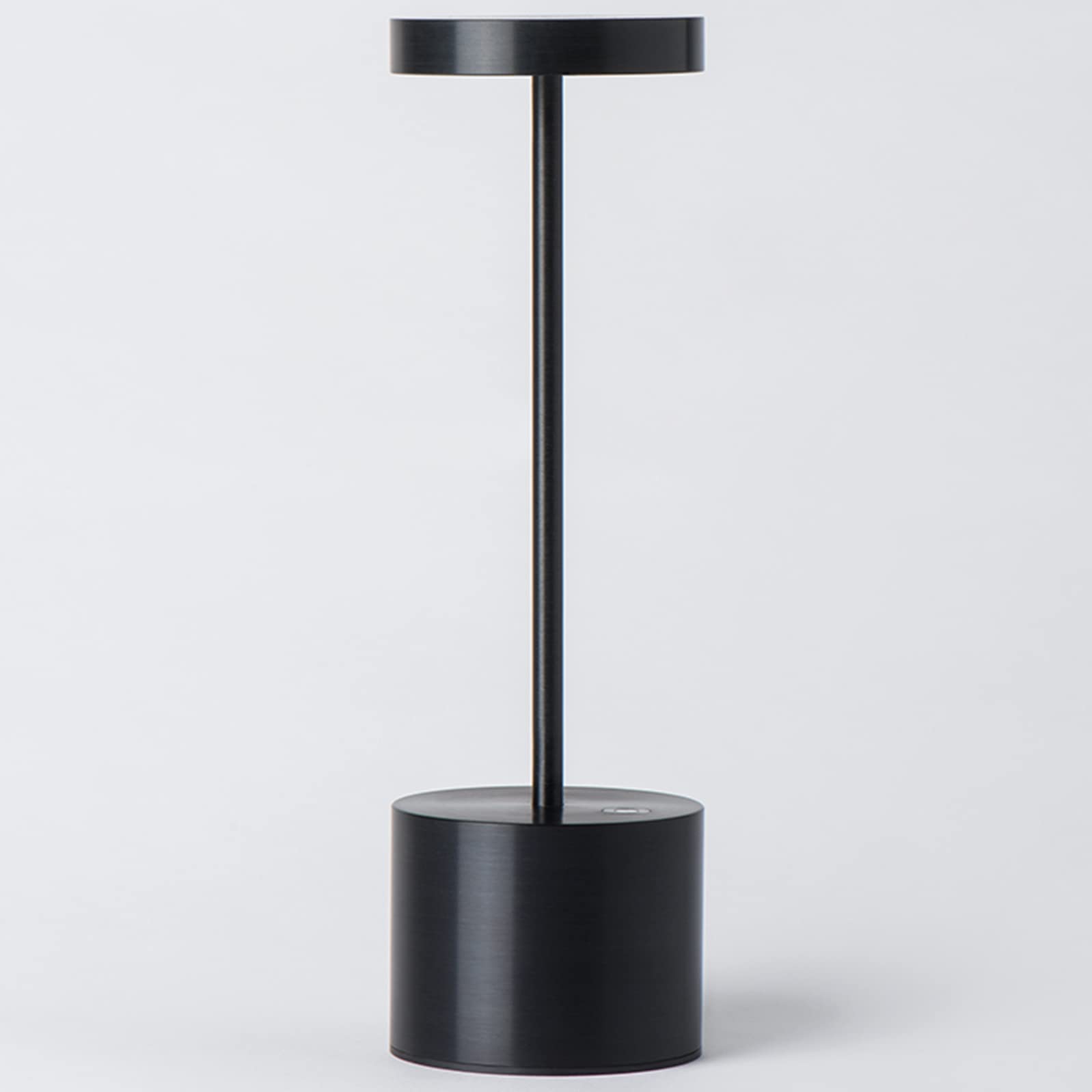 SAKRINGT cordless table lamp on balcony for outdoor dining