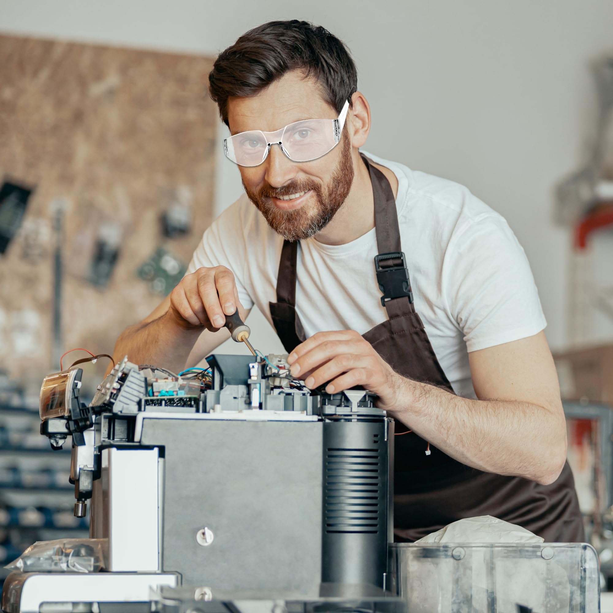 Salfboy glasses suitable for work labs and construction sites