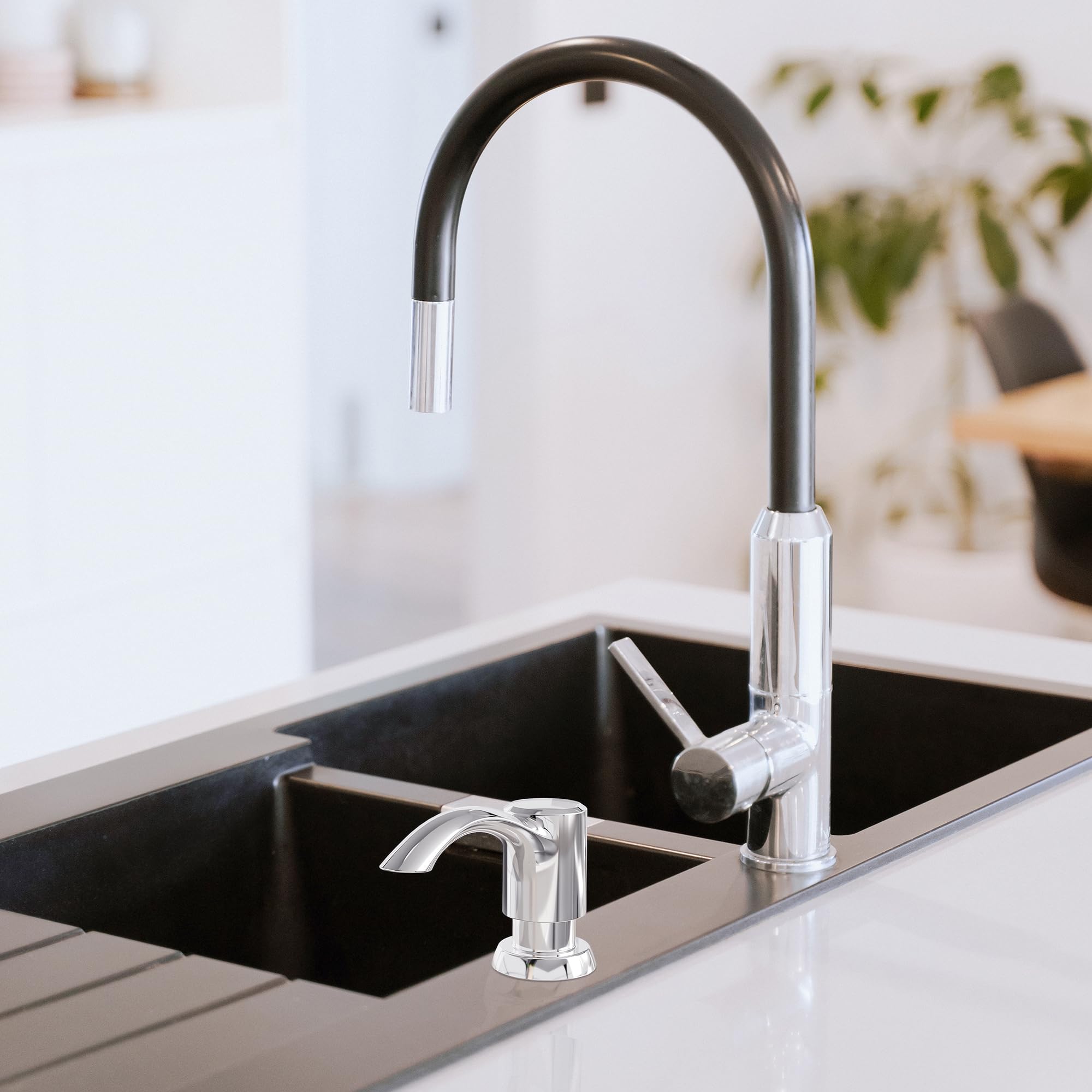 SAMODRA leak-proof design—no drips after every pump