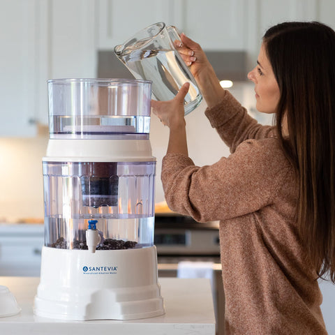 Boil-to-refresh method for Santevia Mineral Stones keeps them clean.