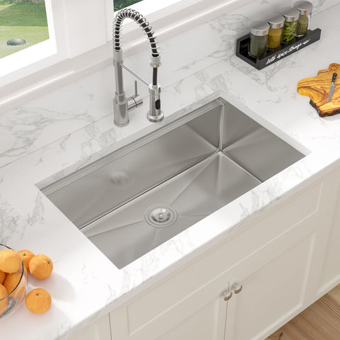 Sarlai deep single bowl ideal for bulky pots and pans.