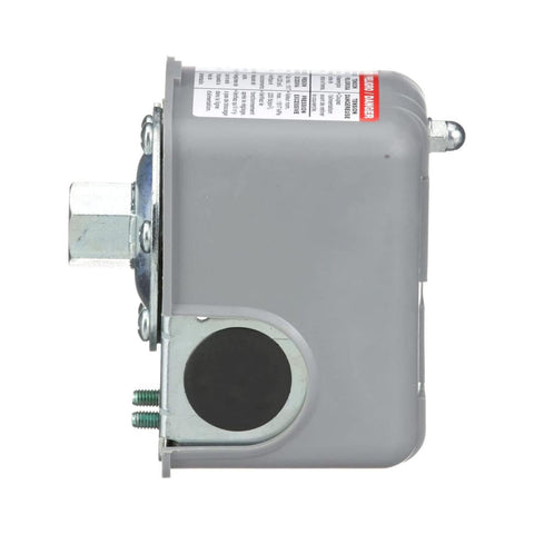 Schneider Electric Telemecanique FSG2J24CP suited for jet, submersible, and reciprocating pumps.