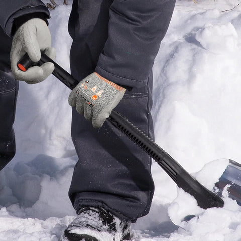 Schwer winter gloves are ideal for snow shoveling and outdoor projects.