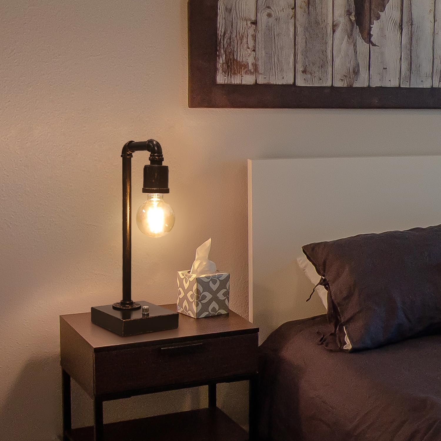 Seaside Village nightstand lamp fits small spaces neatly.