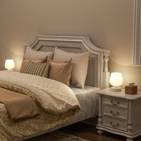 Seealle Touch lamp enables 3-way dimming with a tap.