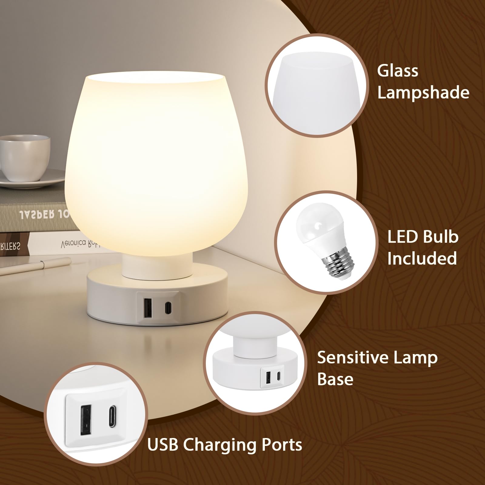 Seealle lamp on a desk, compact and tidy for small spaces