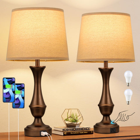 Seealle upgraded touch lamps on nightstands offer versatile ambient lighting.