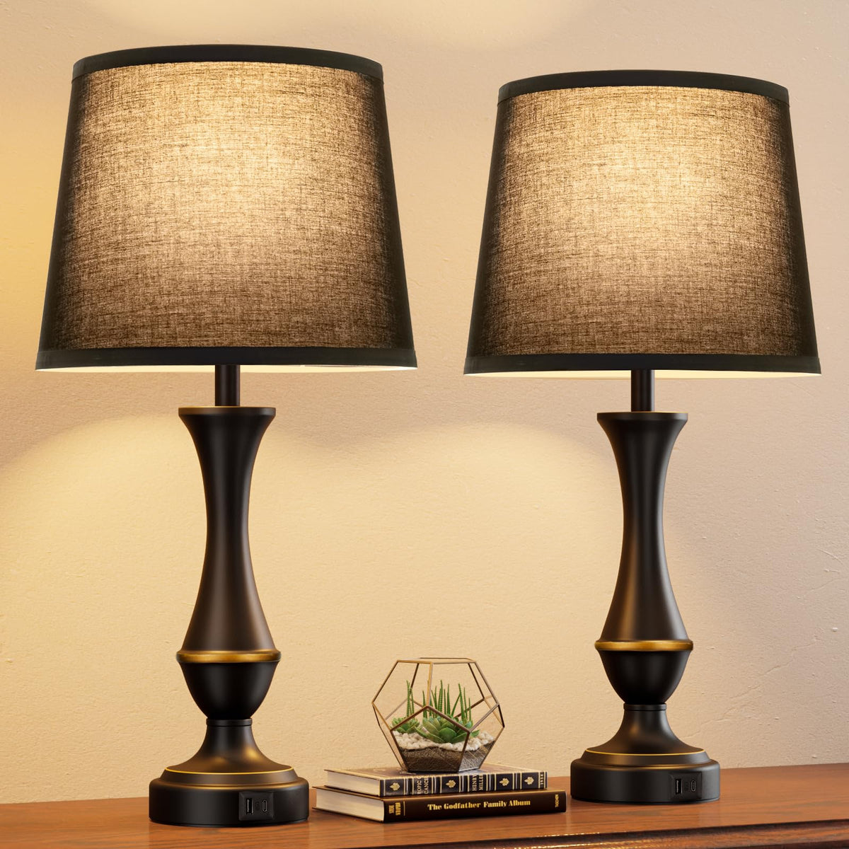 Seealle upgraded touch lamps on nightstand base with USB charging