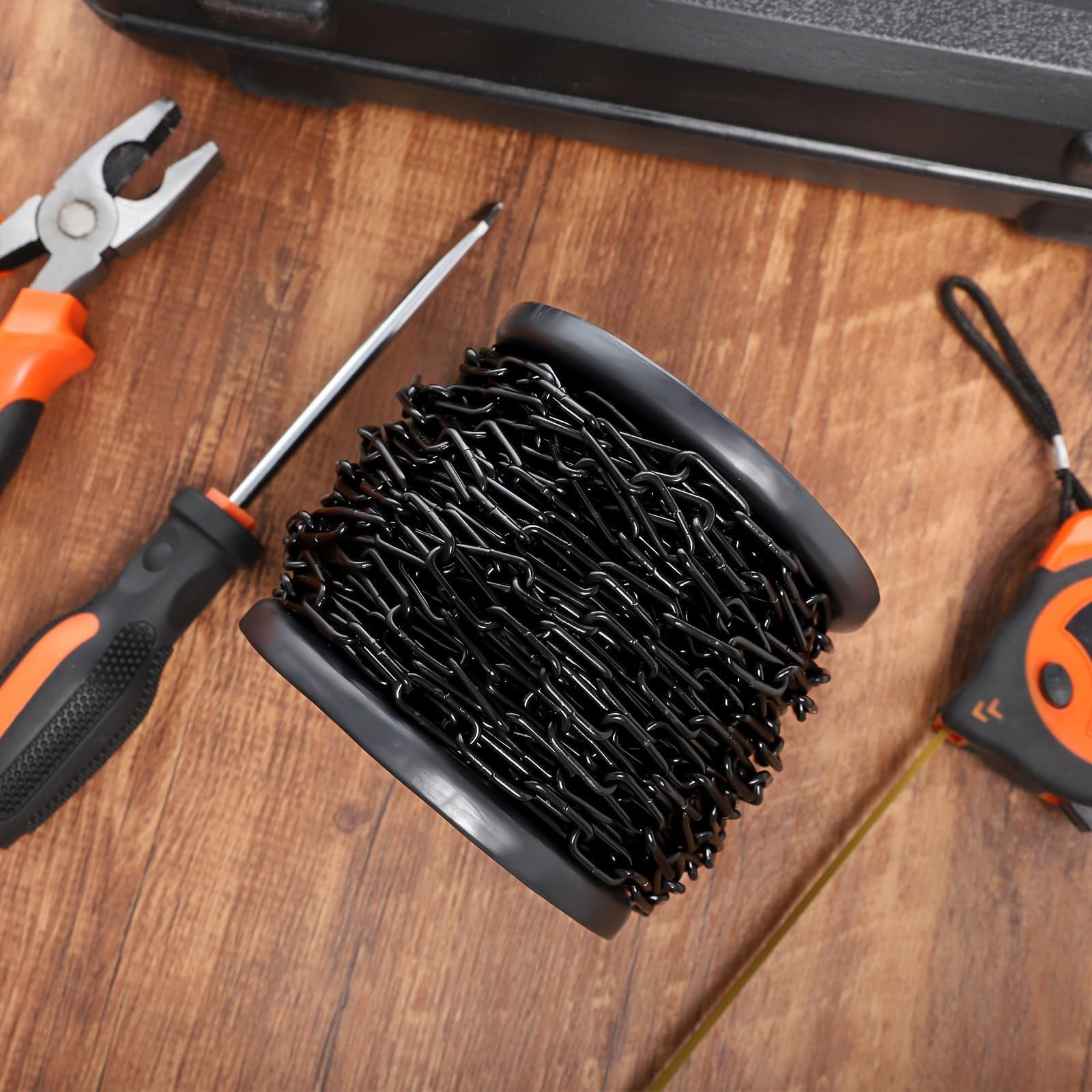 Sel Natural chain organizer spool keeps storage neat and accessible